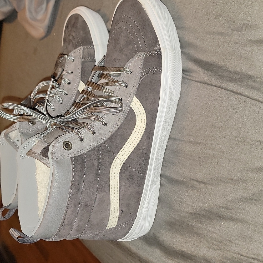 Vans hi tops